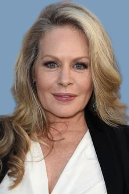 Beverly D'Angelo headshot