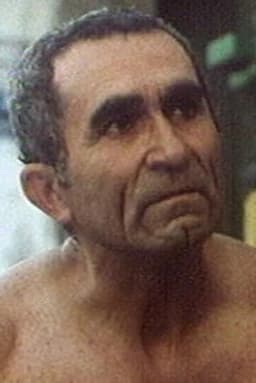 Raúl Fraire headshot