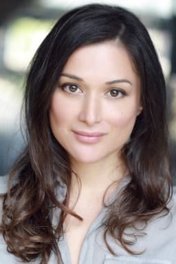 Daphne Alexander headshot