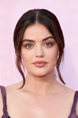 Lucy Hale headshot