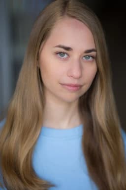 Leah Greenhaus headshot