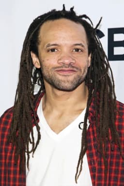 Savion Glover headshot