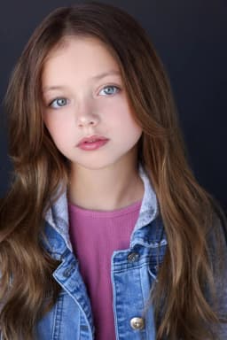 Emily Mitchell headshot