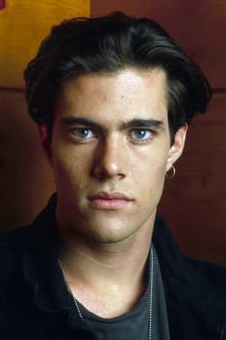 Dana Ashbrook headshot