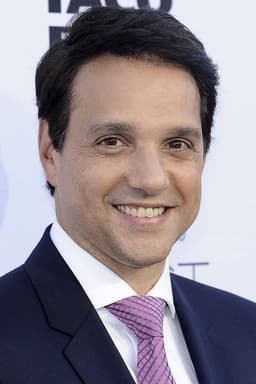 Ralph Macchio headshot