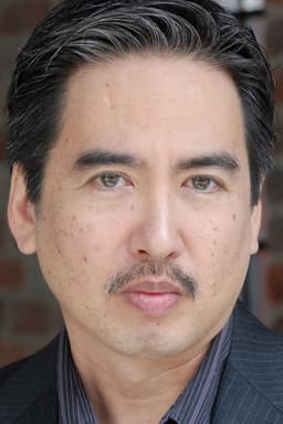 Stan Egi headshot
