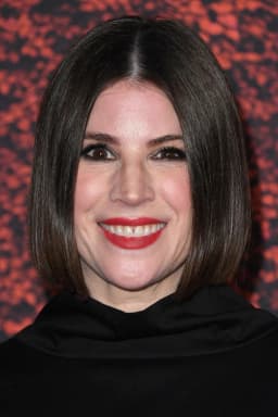 Melanie Paxson headshot
