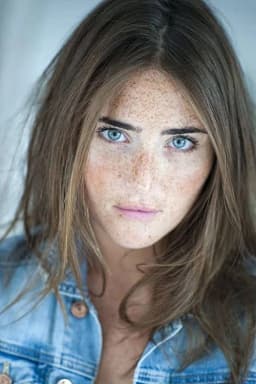 Noémie Stevens headshot