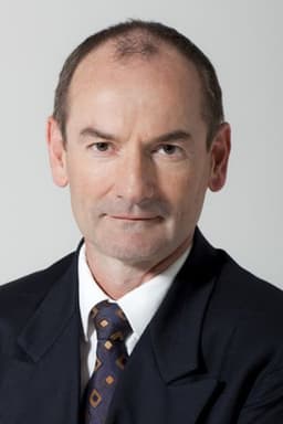 Lewis Fitz-Gerald headshot