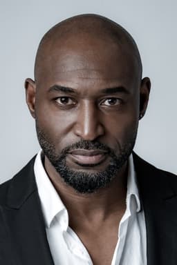 Adrian Holmes headshot
