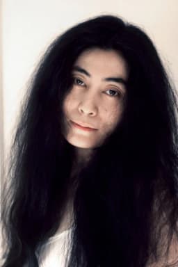 Yoko Ono headshot