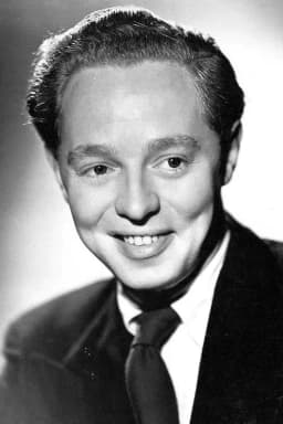 Jimmy Hanley headshot