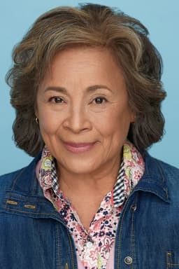 Alma Martinez headshot