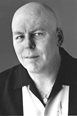 Dan Moran headshot
