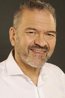 César Bordón headshot