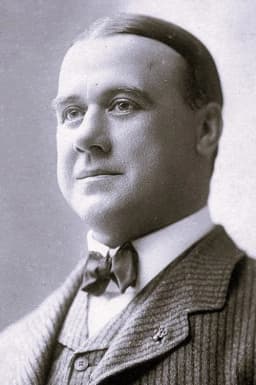Howard Crampton headshot