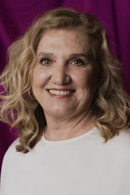 Ana Wagener headshot