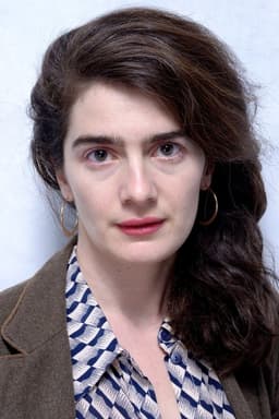 Gaby Hoffmann headshot