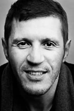 Younes Bachir headshot