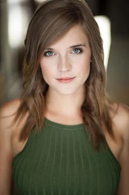 Jess Brown headshot