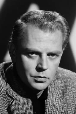 Dan O'Herlihy headshot