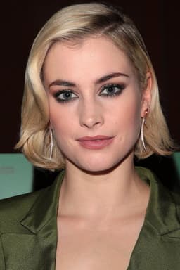 Stefanie Martini headshot