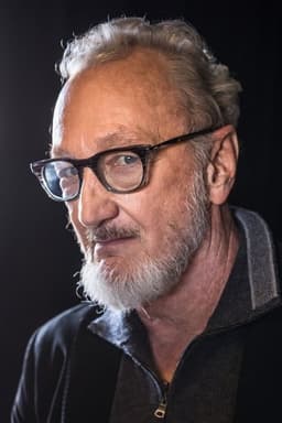 Robert Englund headshot