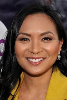 Sumalee Montano headshot