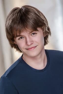 Callum Shoniker headshot