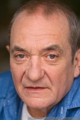 Jean Carmet headshot