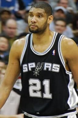 Tim Duncan headshot