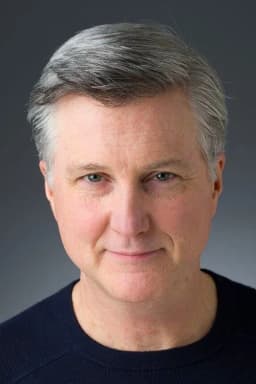 Kelley Hinman headshot