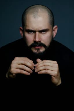 Sebastián sierra headshot