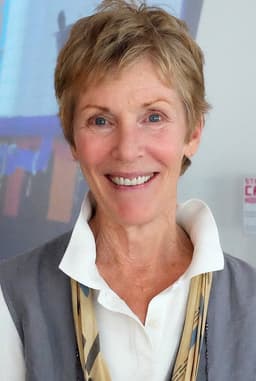 Kathryn Mullen headshot
