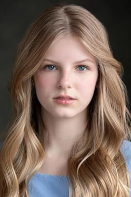Molly Lewis headshot