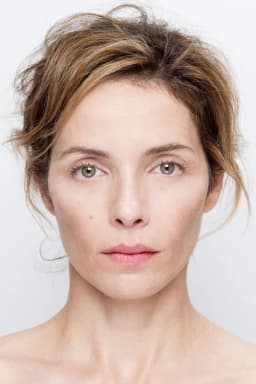 Mili Avital headshot