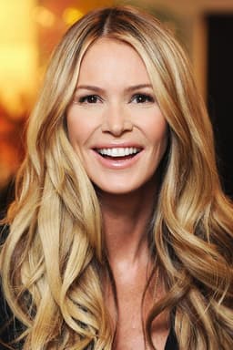 Elle Macpherson headshot