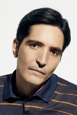 David Dastmalchian headshot