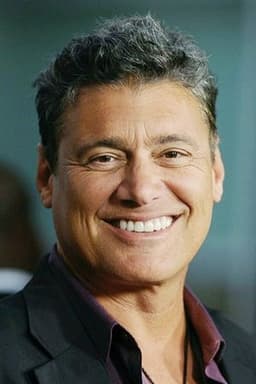 Steven Bauer headshot