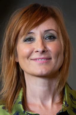 Nathalie Poza headshot