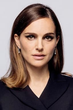 Natalie Portman headshot