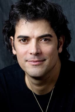 Jsu Garcia headshot