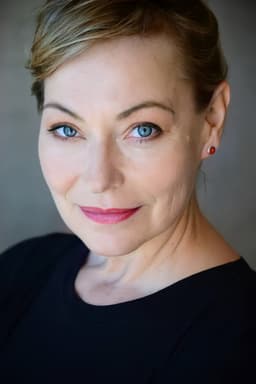 Jennifer Steyn headshot