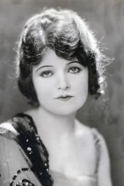 Betty Ross Clarke headshot