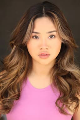 Jenna Z. Alvarez headshot