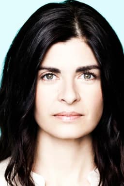 Soledad Villamil headshot