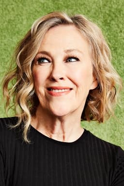 Catherine O'Hara headshot