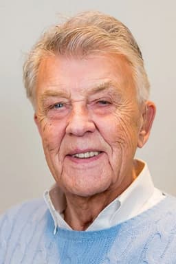 Sven-Bertil Taube headshot