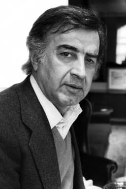 Moustapha Akkad headshot