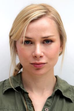 Mika Boorem headshot